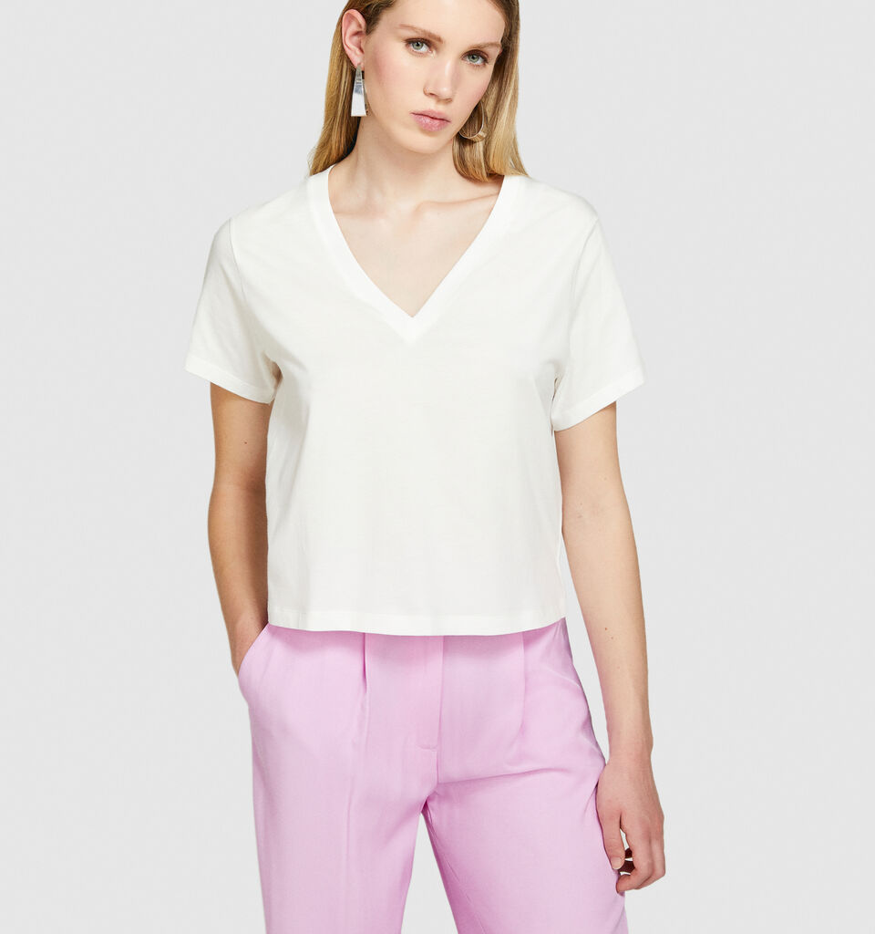 T-shirt with V-neck in 100% organic cotton - women's short sleeve t-shirts - White | Sisley image number 4